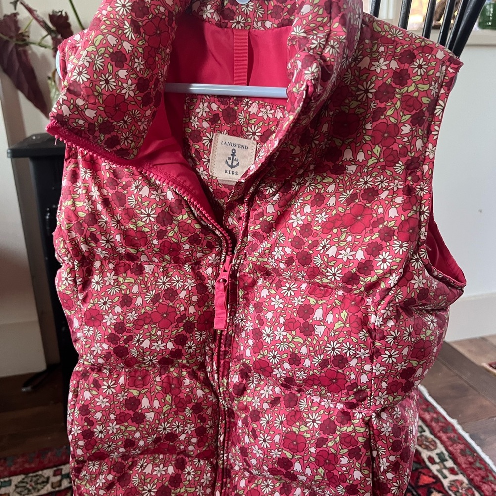 Lands End Down Vest with flowers. Kids size 5-6.